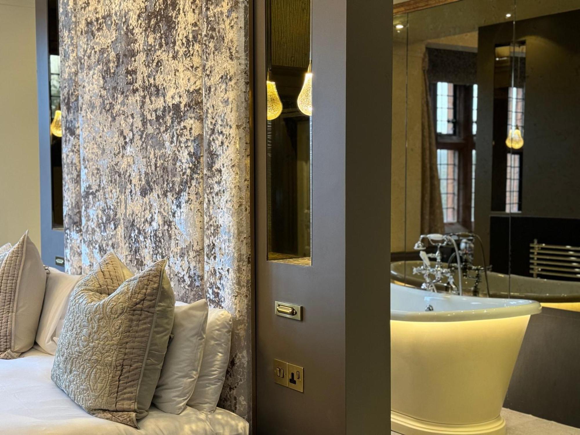 Abbey House 4*