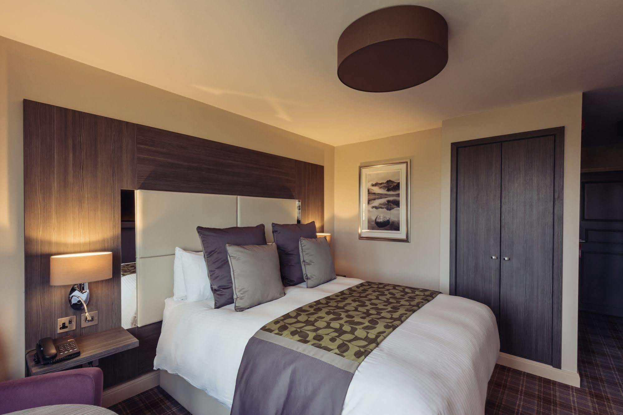 Abbey House Hotel