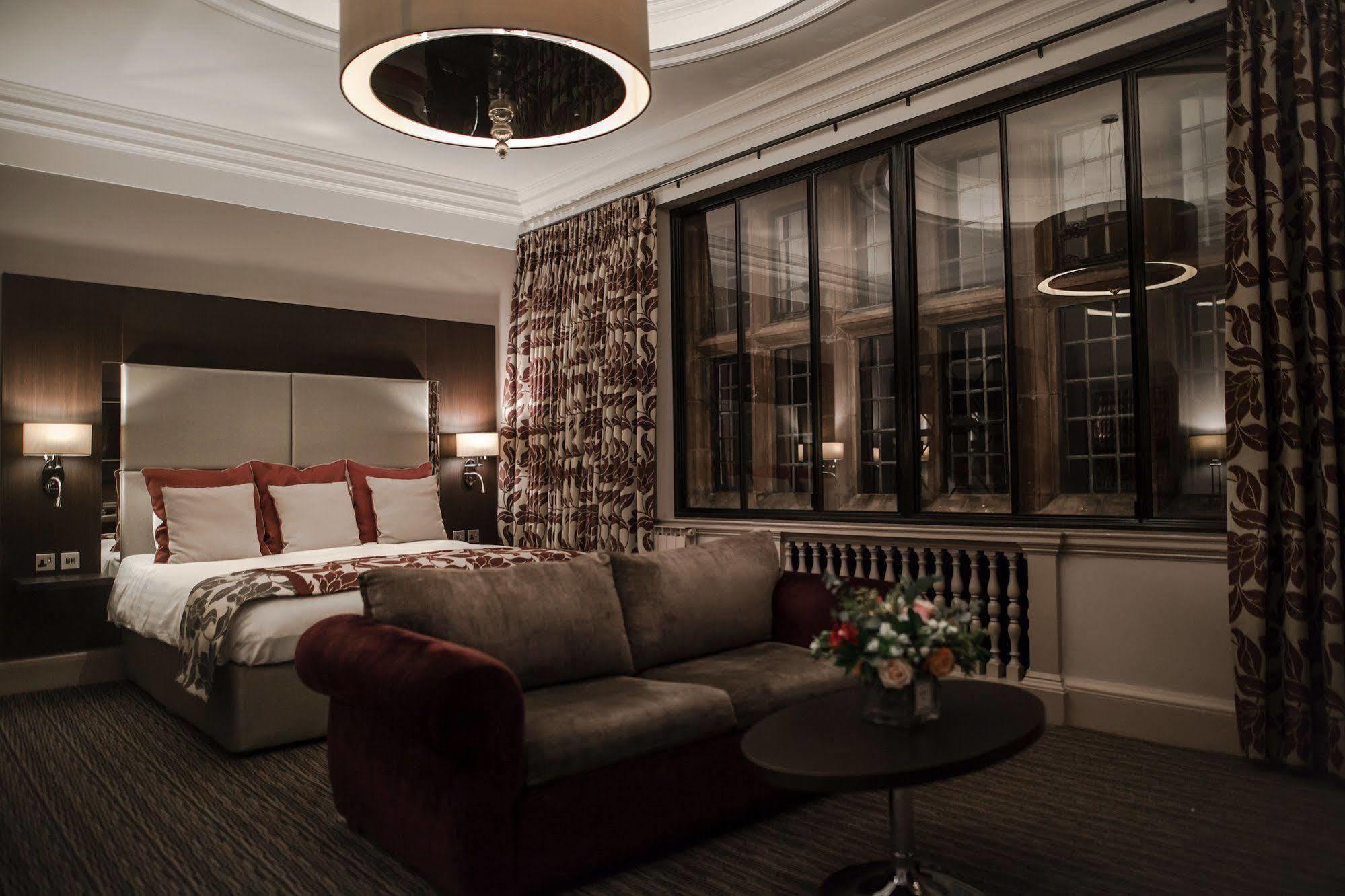 Abbey House 4*